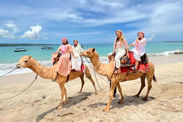 Geger Beach Bali: Try Watersports Activities & Camel Riding in one Place